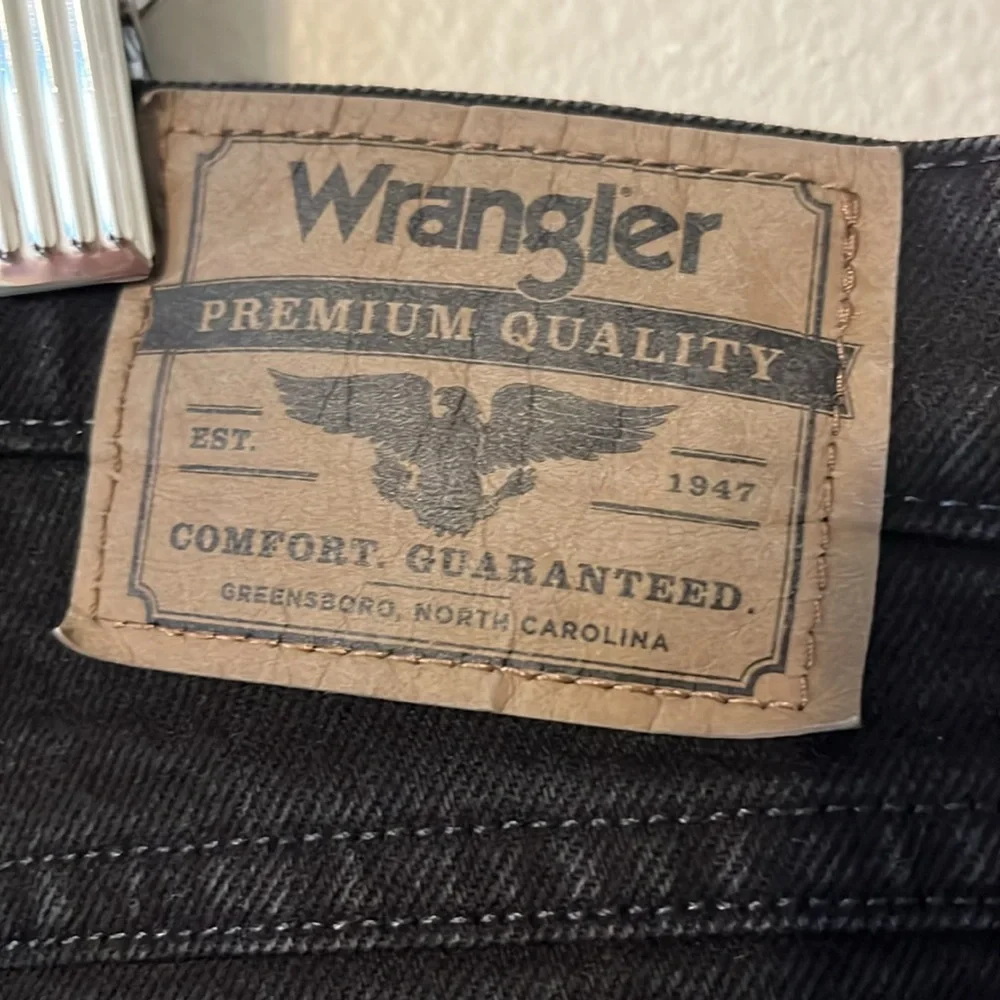 Wrangler Men’s Premium Quality Jeans Black Regular Fit 44 X 30